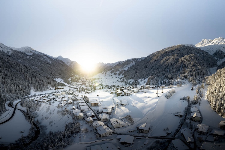 ski touring holidays