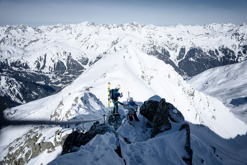 Avalanche safety gears